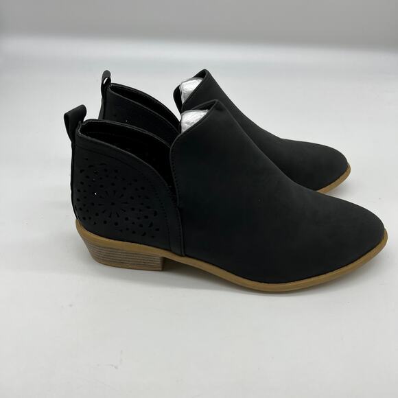 Ankle Boots Point Toe Casual Comfortable Lightweight Black Size 10US /42CN - Picture 1 of 6